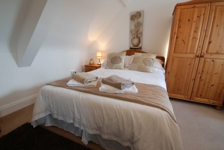Spacious bed and breakfast room
